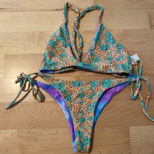 Moana Bikini Picking Pineapple